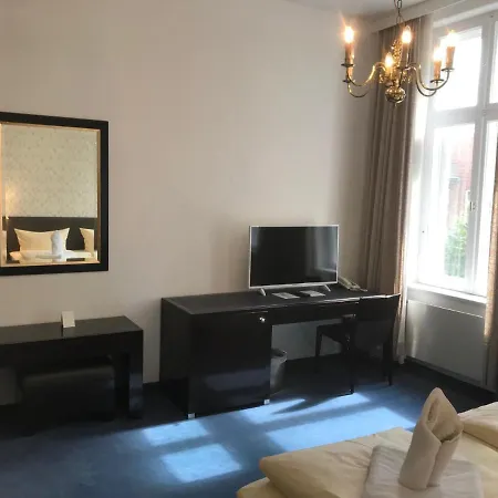 Kaiserhof Hotel 3*