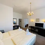 Kaiserhof 3*