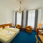 Kaiserhof 3*