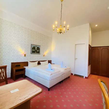 Szálloda Kaiserhof 3*