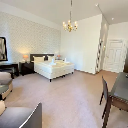 Kaiserhof Otel Lübeck