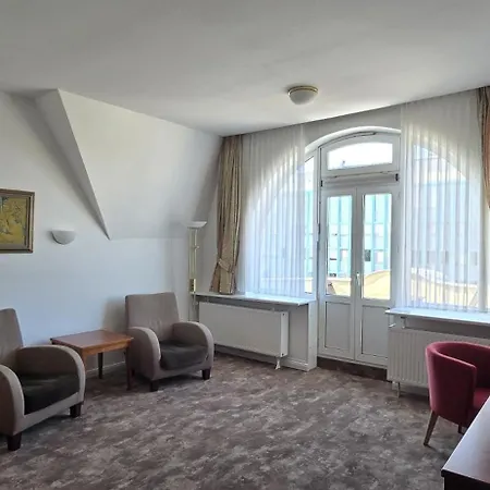 Kaiserhof 3* Любек