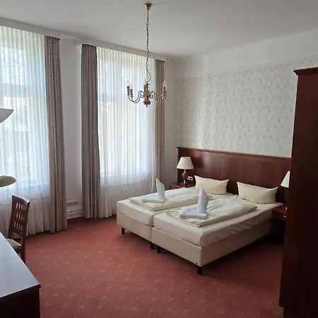 Kaiserhof 3*