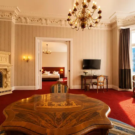 Kaiserhof 3*