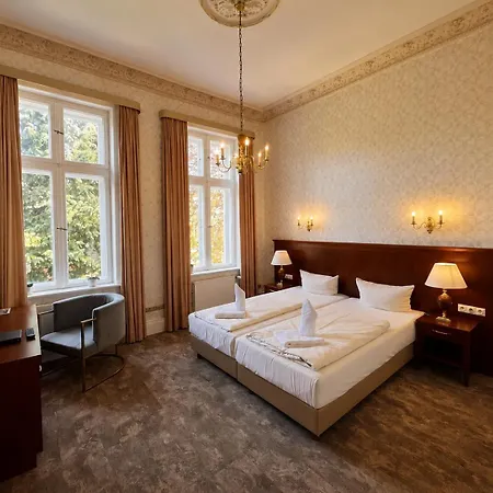 Kaiserhof Otel 3*