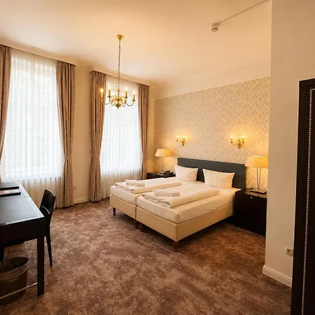 Kaiserhof Otel 3*