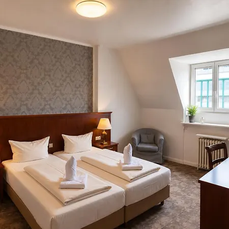Kaiserhof Otel Lübeck
