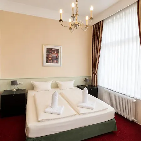 Kaiserhof 3* Lübeck