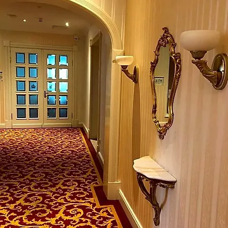 Kaiserhof Hotel 3*