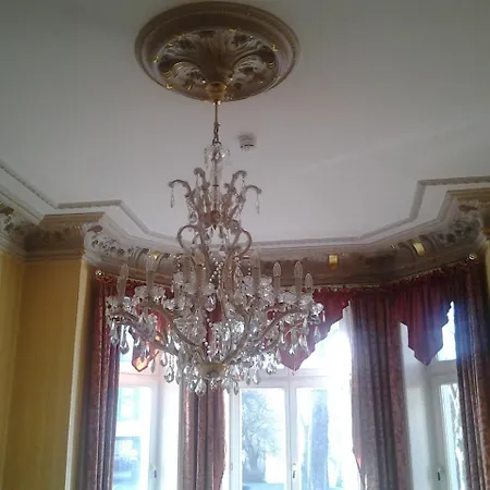 Kaiserhof فندق 3*