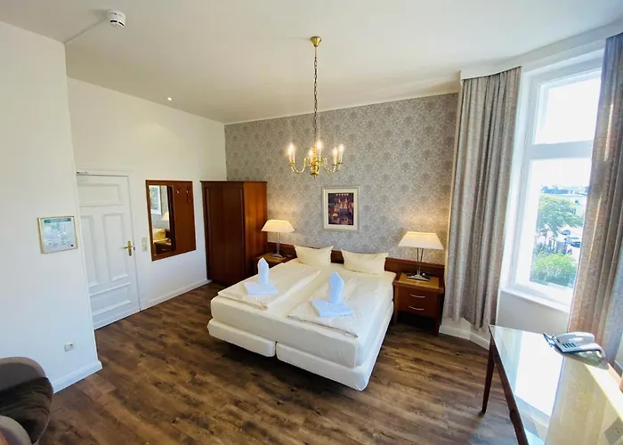 Kaiserhof 3*