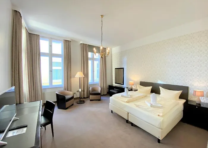 Kaiserhof ホテル 3*