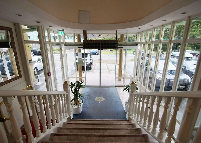 Kaiserhof ホテル 3*