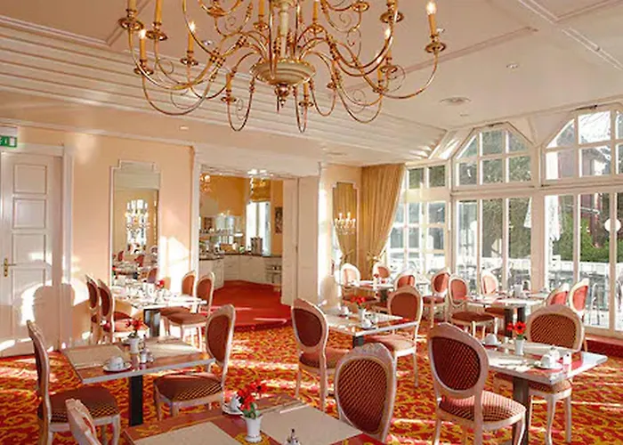 Kaiserhof ホテル 3*